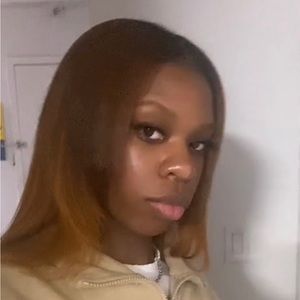 Meet your Posher, Takeiah